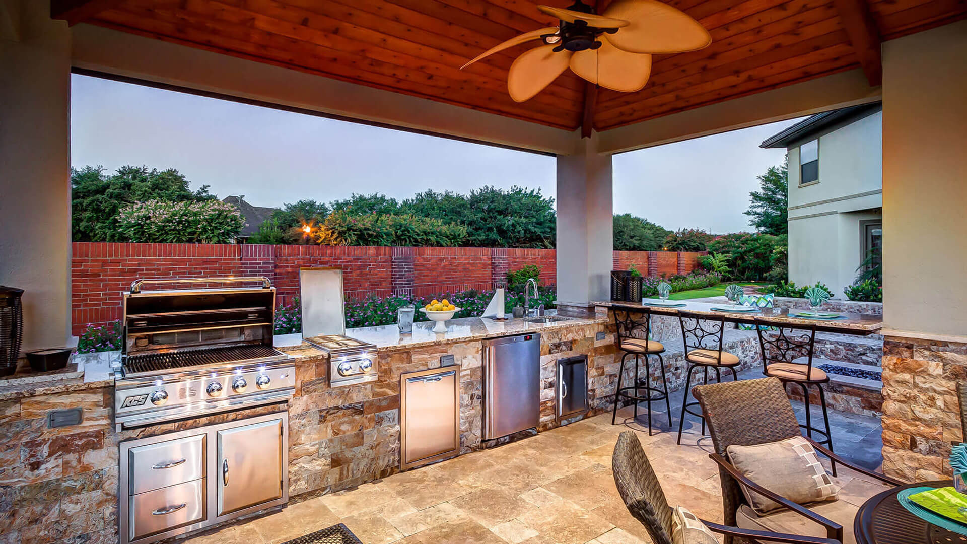 Covered Outdoor Kitchen
 10 Outdoor Kitchen Ideas Creekstone Outdoor Living