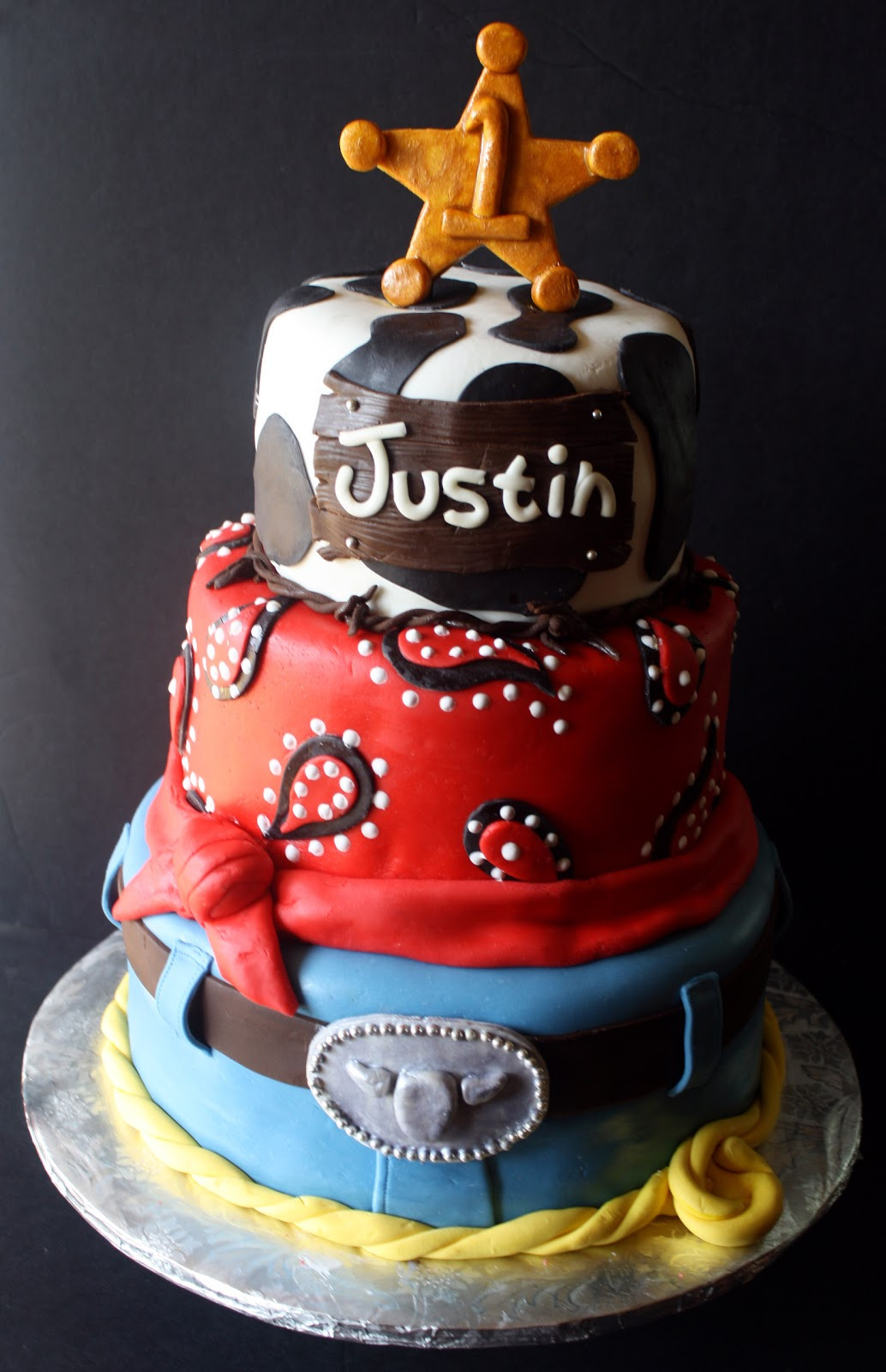 Cowboys Birthday Cake
 A Western Cowboy Cake Smash Cake