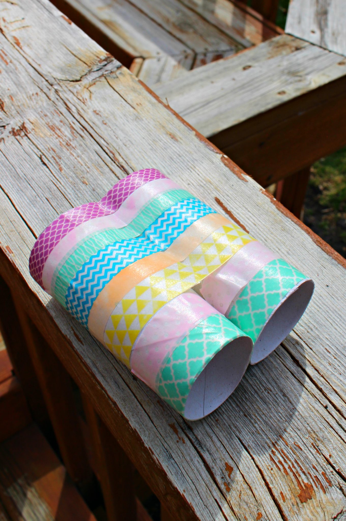 Crafting With Kids
 Binocular Craft For Kids With "I Spy Spring" Printable
