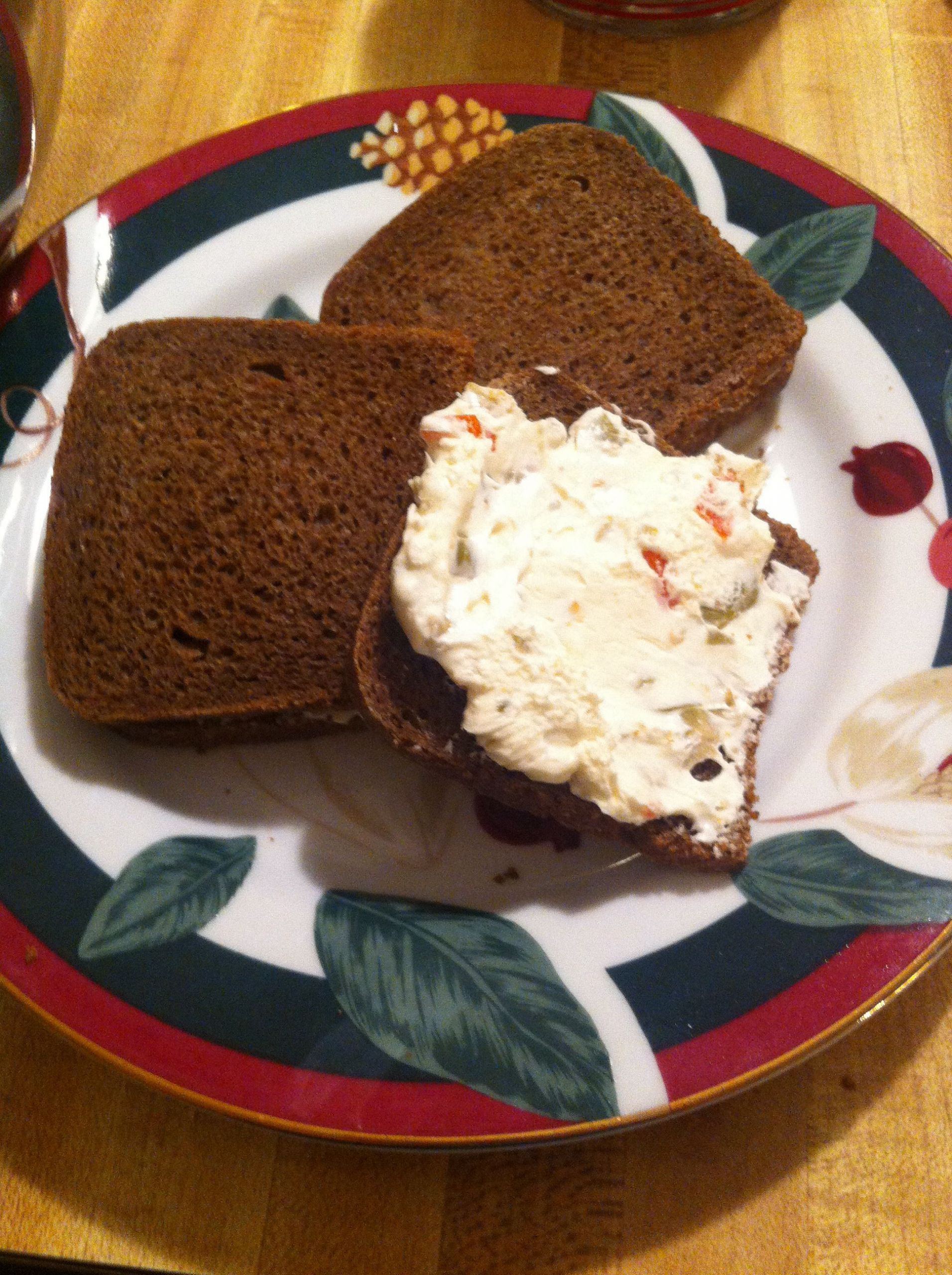 Cream Cheese And Olive Sandwiches
 Cream cheese and Olive petite sandwiches e block of
