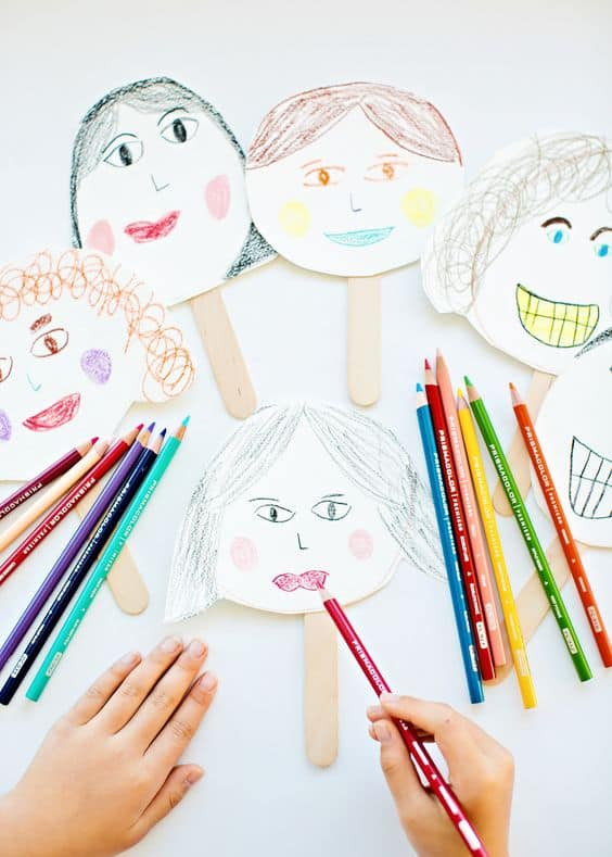 Creative Art For Toddlers
 12 CREATIVE SELF PORTRAIT ART PROJECTS FOR KIDS