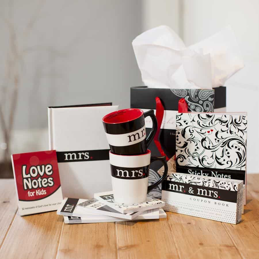 Creative Gift Ideas For Couples
 6 Beautiful Wedding Gift Ideas for Christian Couples