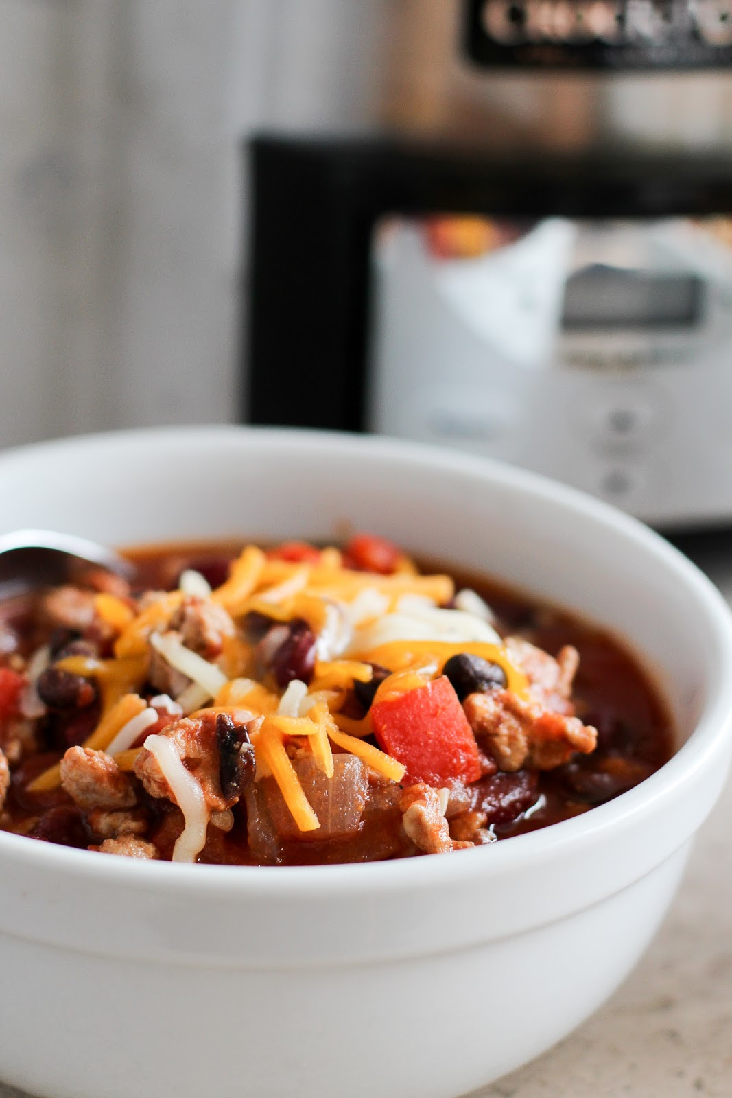 Crock Pot Turkey Chili Recipe
 Slow Cooker Turkey Chili [Cooking Video] Lake Shore Lady