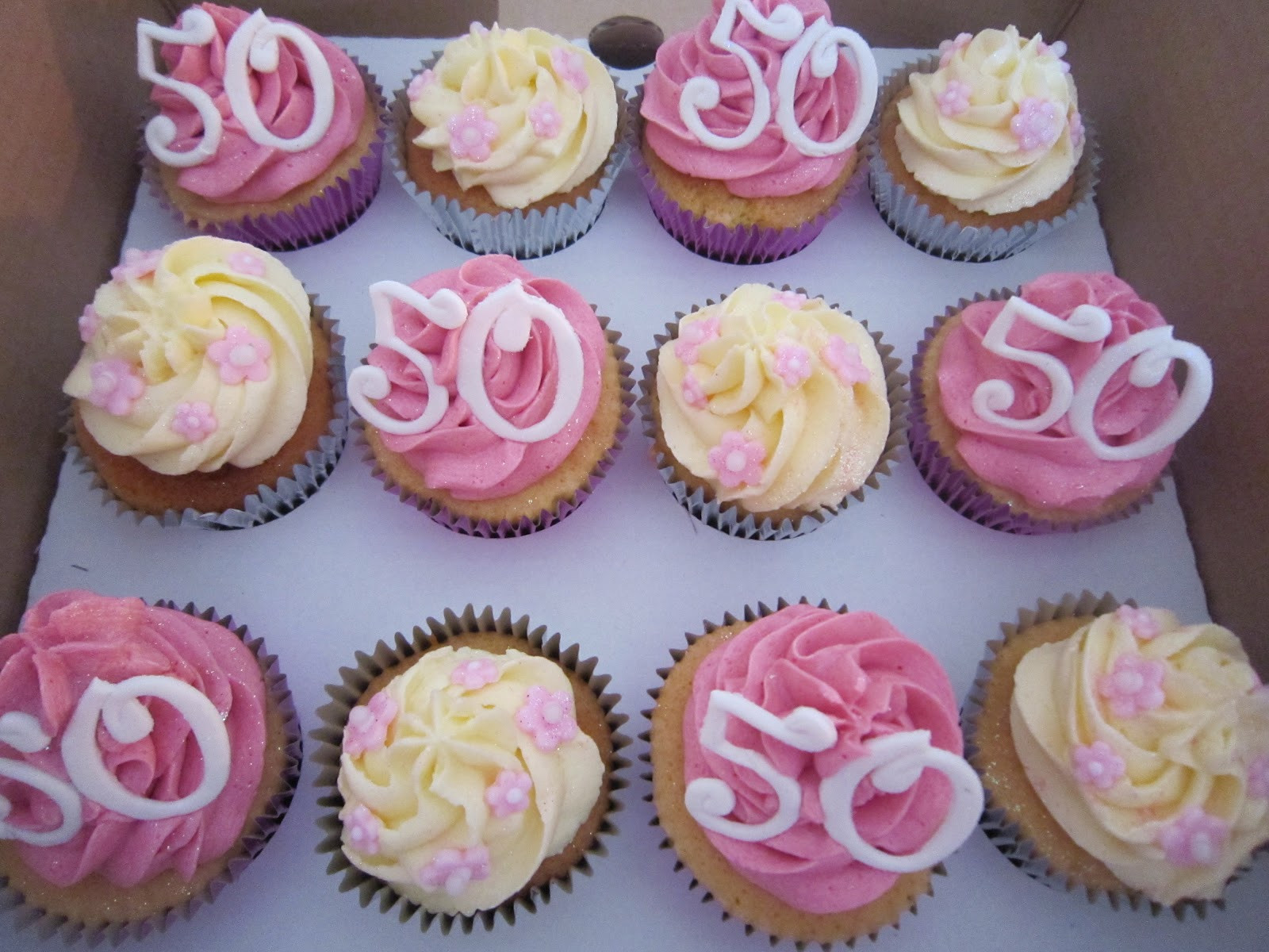 Cupcake Ideas For Birthday
 Cupcakeaholic 50th Birthday Cupcakes