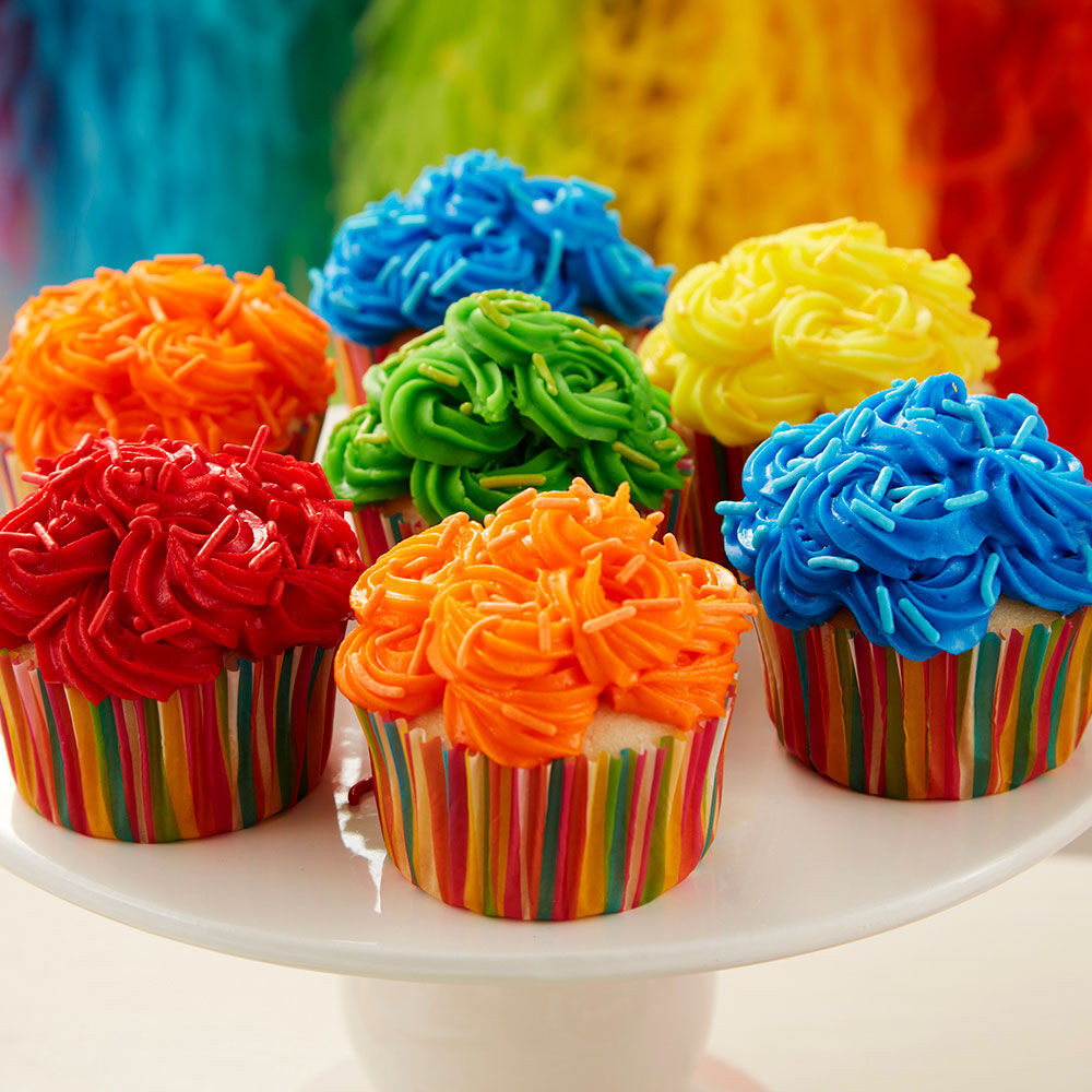 Cupcake Ideas For Birthday
 Bright and Bold Birthday Cupcakes