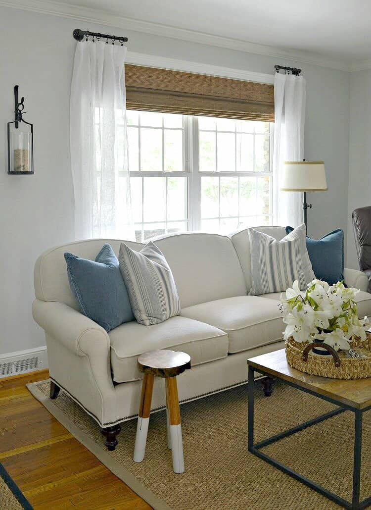 Curtains For Living Room
 Easy DIY Curtain Rods