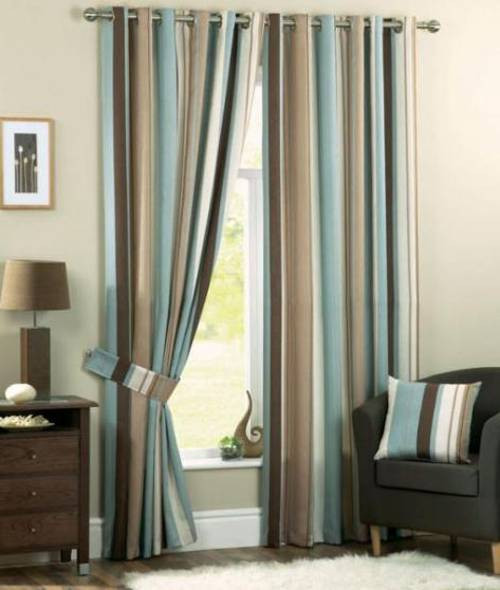 Curtains For Small Bedroom Windows
 Bedroom curtain ideas small windows