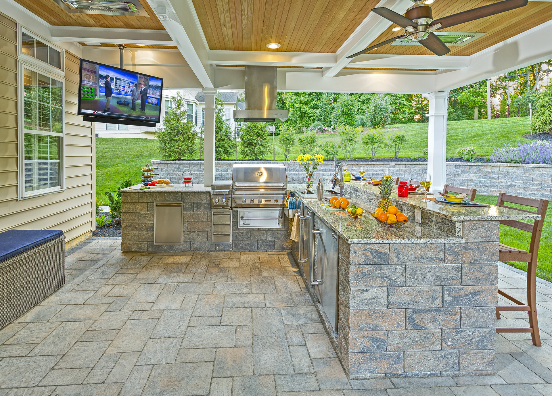 Custom Outdoor Kitchen
 Custom outdoor living space designers Delaware