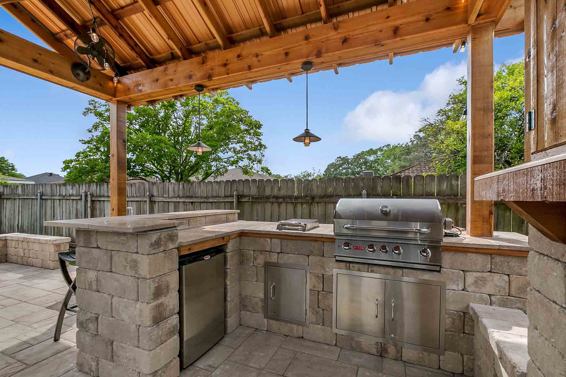 Custom Outdoor Kitchens
 New Orleans Outdoor Kitchens Contractor