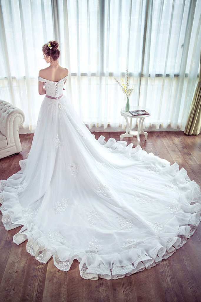 Custom Wedding Dress
 Unique white lace long wedding dress bridal dress dresstby