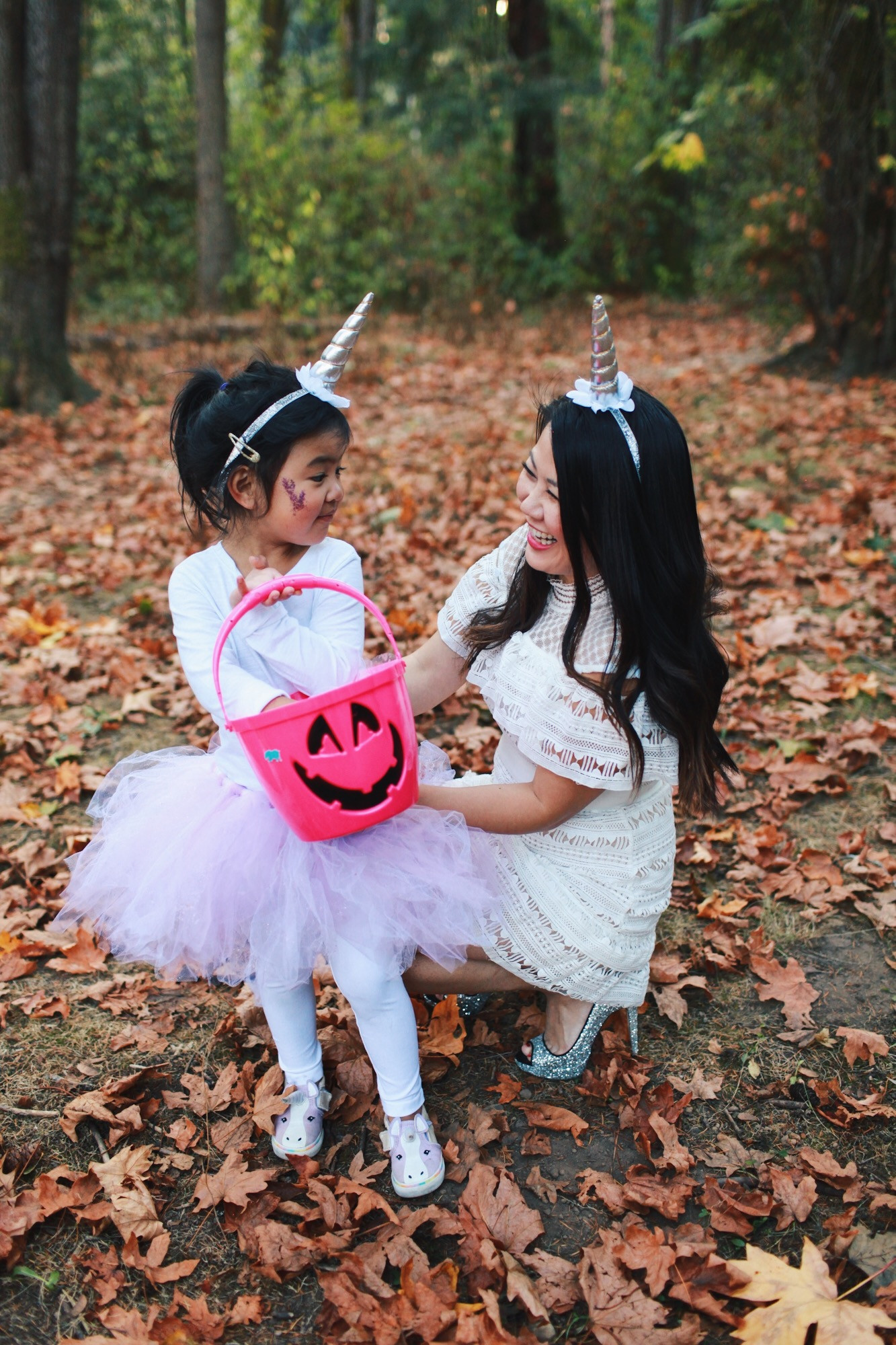 Cute DIY Costumes
 Cute & Simple DIY Halloween Costumes for moms