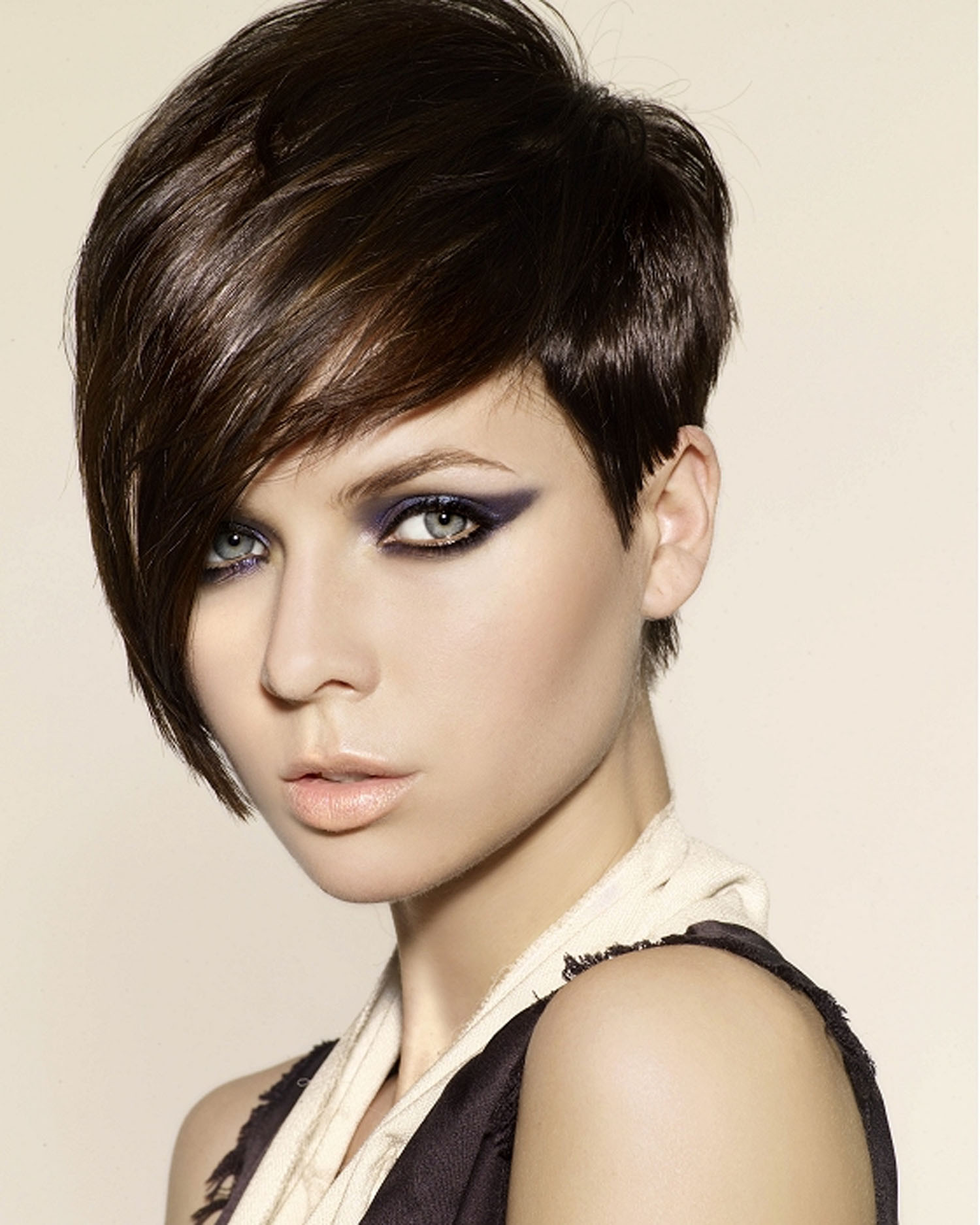 Cute Haircuts With Bangs
 23 Cute Short Hairstyles with Bangs