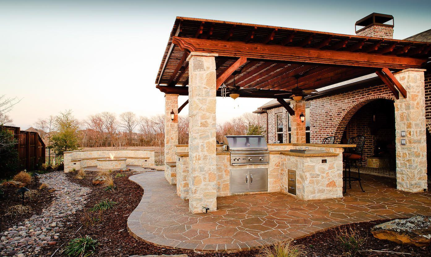 Dallas Outdoor Kitchen
 10 Tips for Creating Perfect Outdoor Kitchen in the