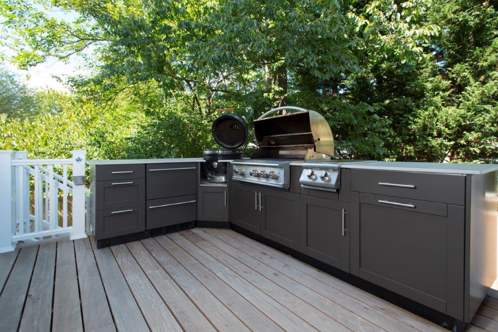 Danver Outdoor Kitchens
 Danver Stainless Steel Kitchen and Screened Porch in