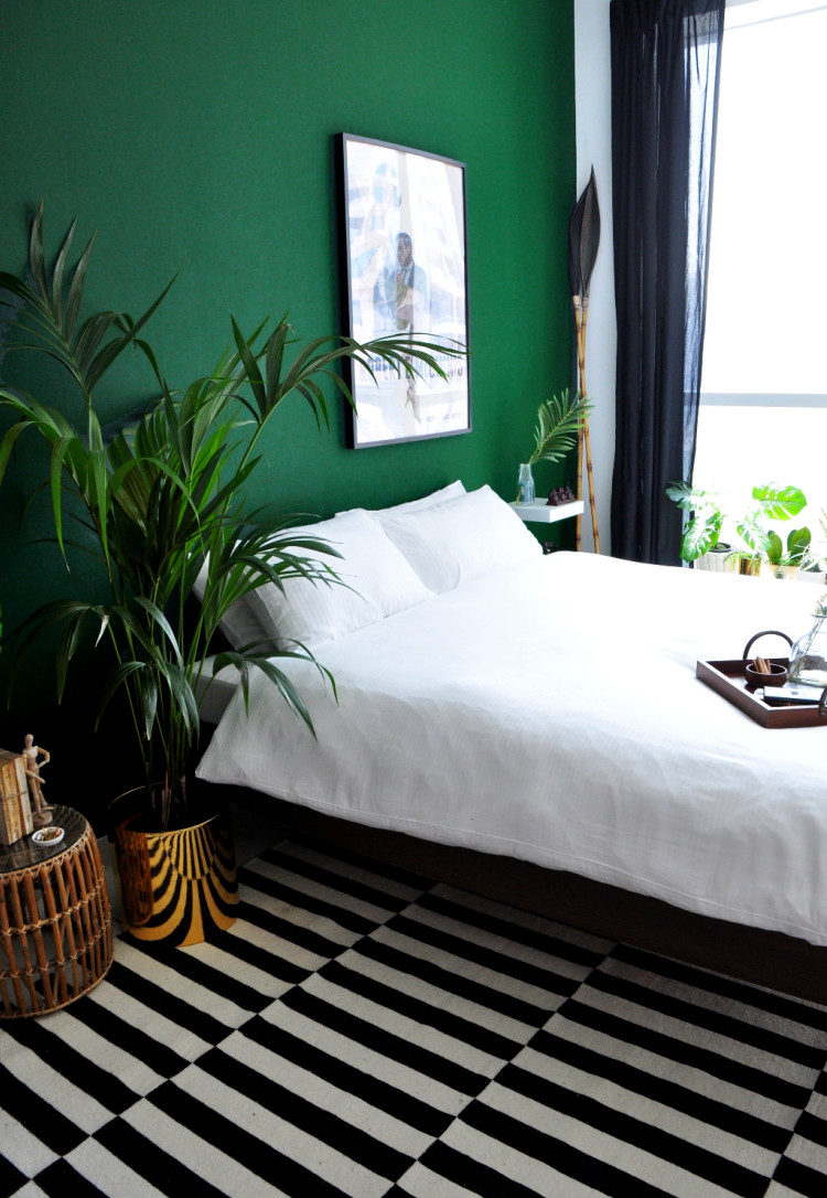 Dark Green Bedroom Walls
 26 Awesome Green Bedroom Ideas Decoholic