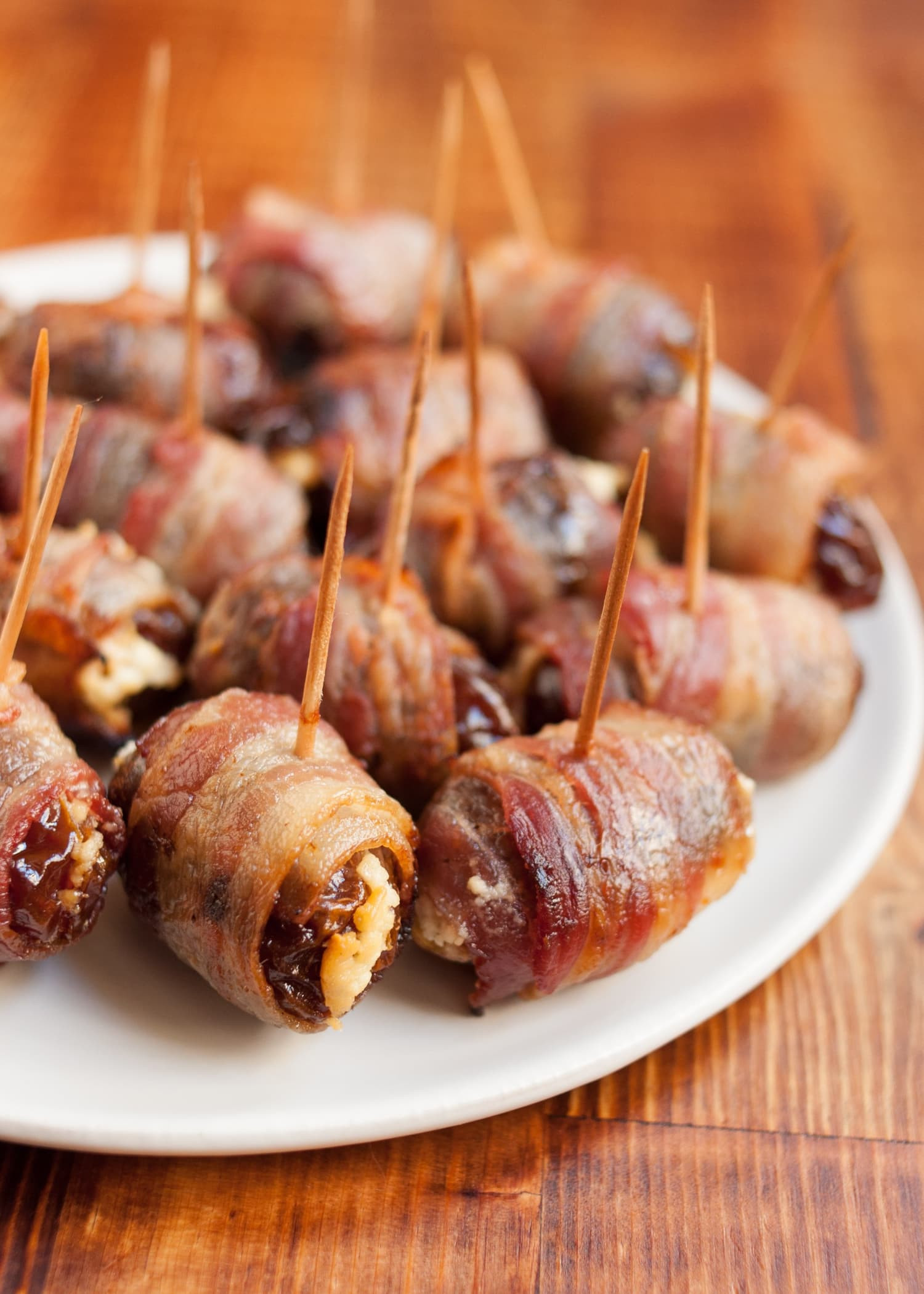 Dates And Bacon Appetizers
 How To Make Bacon Wrapped Dates