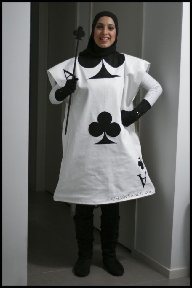 30 Unique Styling Ideas for Your Deck Of Cards Halloween Costumes ...