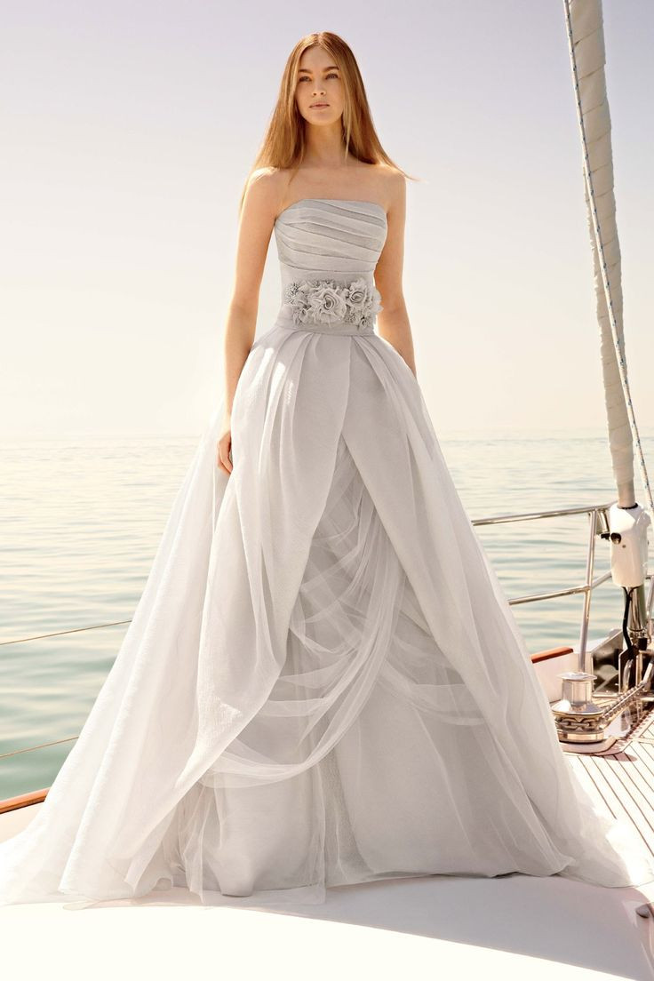 Designer Wedding Gowns
 12 Stunning Designer Wedding Dresses – BestBride101