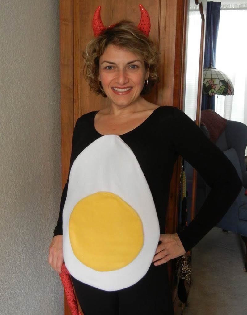 Deviled Egg Costume DIY
 The 25 Punniest Halloween Costumes