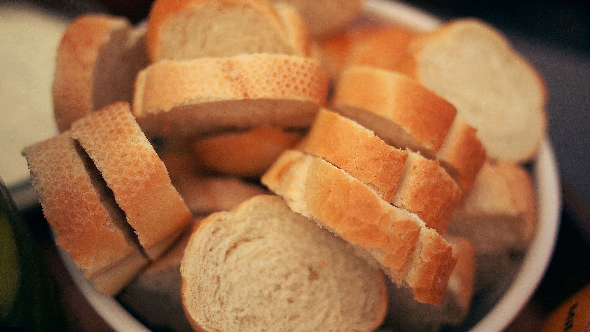 Difference Between French And Italian Bread
 Difference between French bread and Italian bread