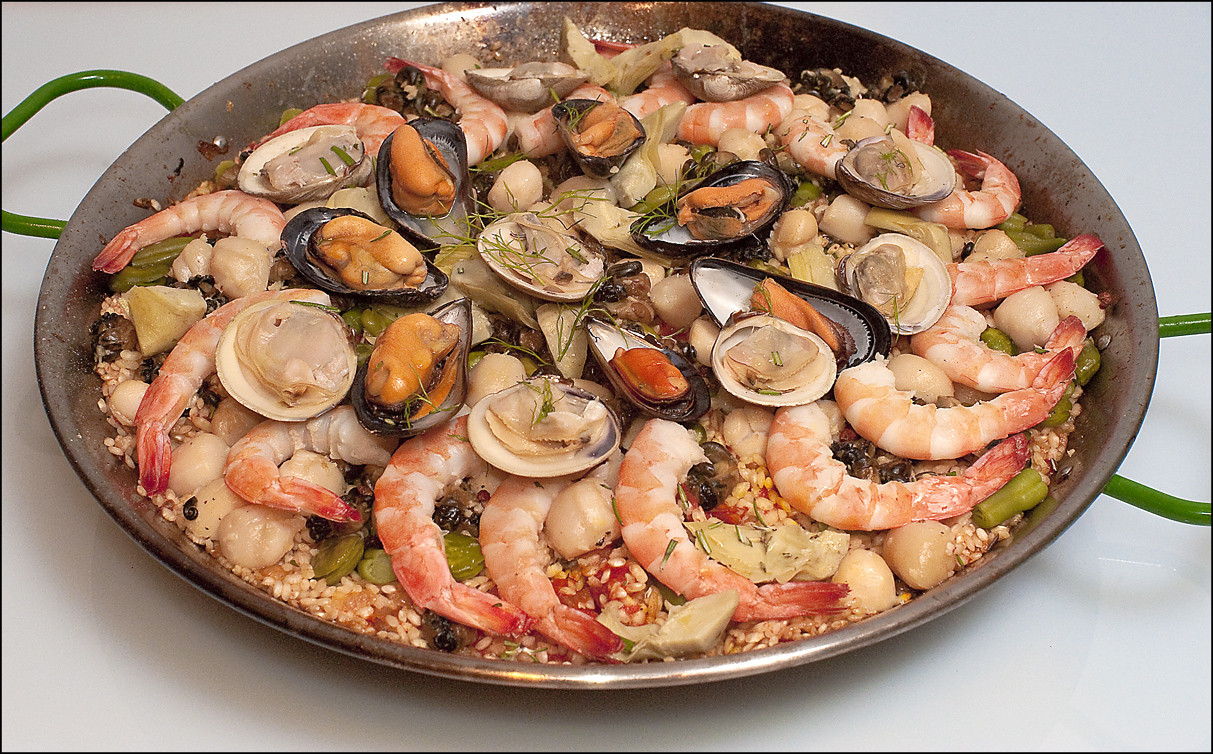 Dinner Party Foods Ideas
 Dinner party recipes ideas Paella with seafood & snails