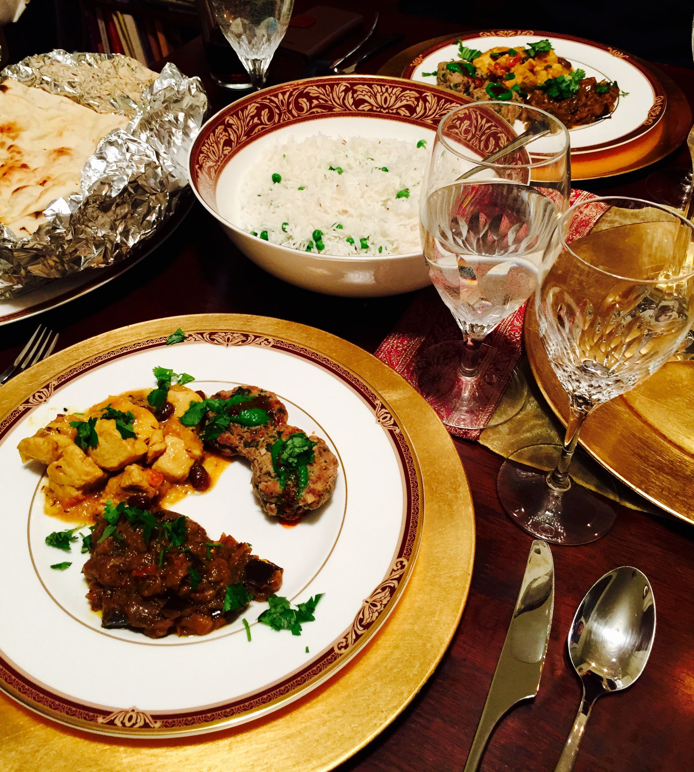 Dinner Party Menu Ideas
 Hosting an Elegant Indian Dinner Party
