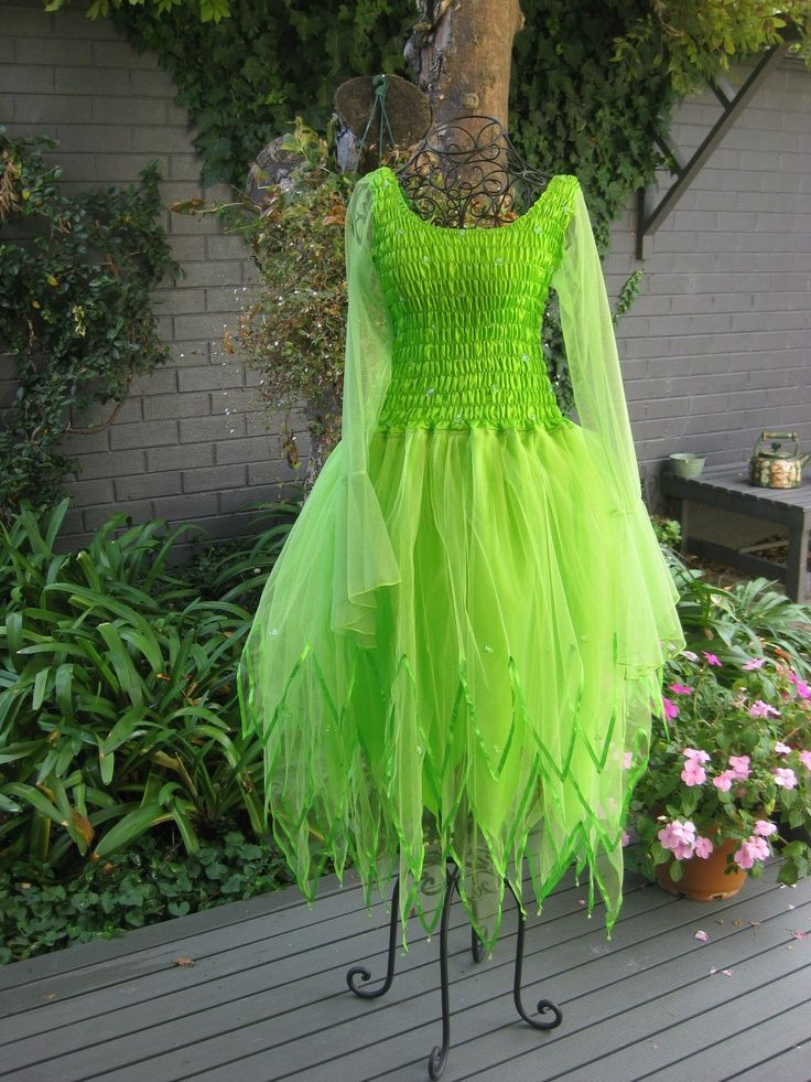 DIY Adult Tinkerbell Costume
 costume déguisement diy tinkerbell Recherche Google