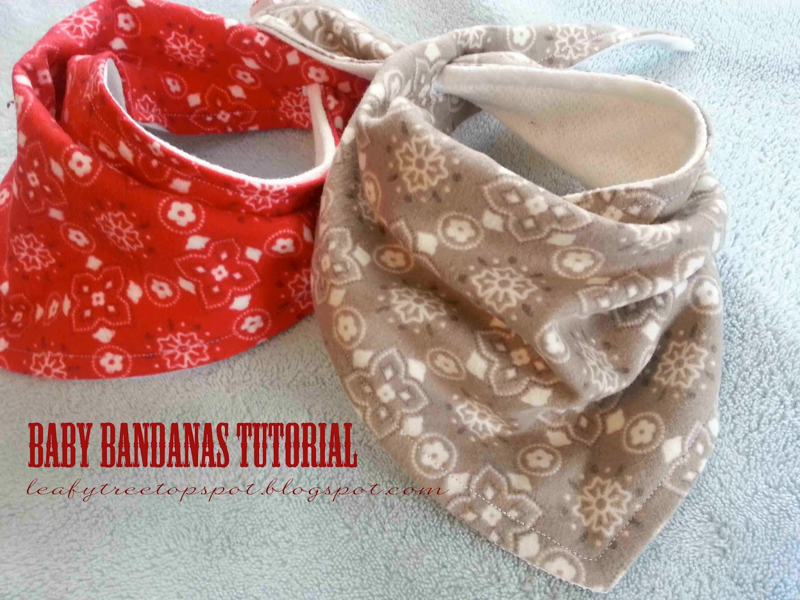 DIY Baby Bandana Bib
 Made by Me d with you Free Pattern and Tutorial