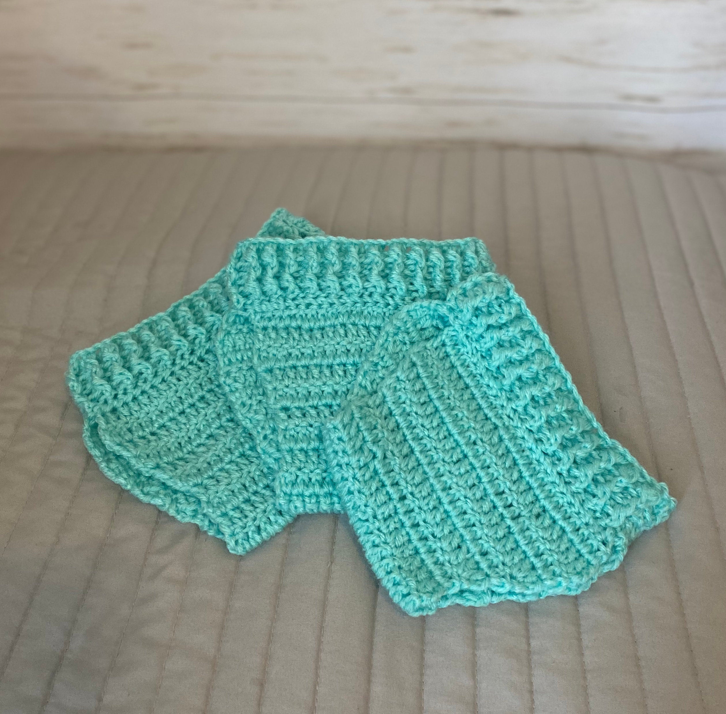 DIY Baby Bloomers
 Homemade Crochet Baby Bloomers