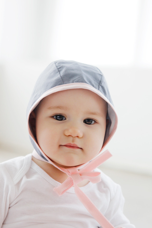 DIY Baby Bonnet
 2 New Baby Bonnet Patterns see kate sew