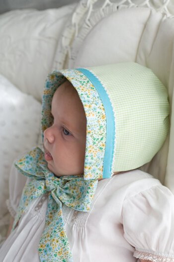 DIY Baby Bonnet
 Free Baby Bonnet Sewing Patterns DIY Crush