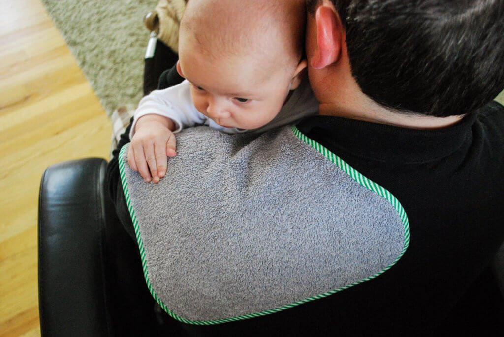 DIY Baby Burp Cloths
 DIY curved burp cloth free pattern for baby Merriment Design
