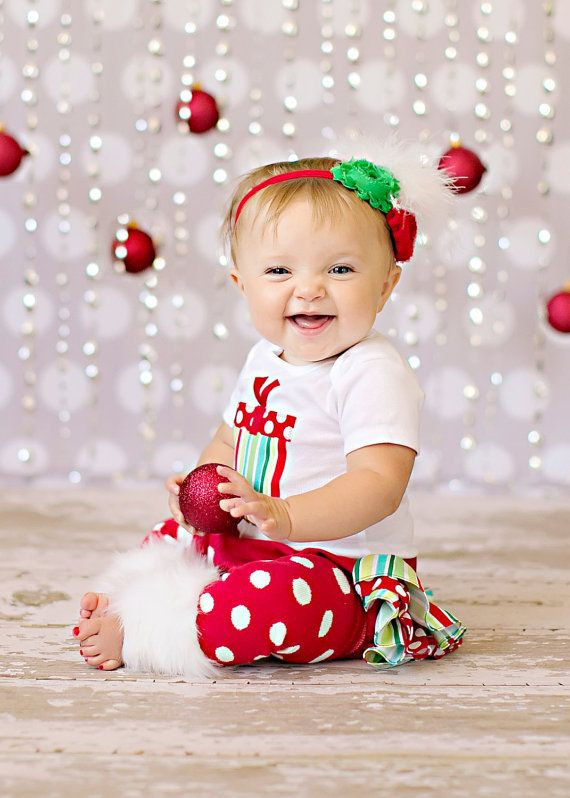 DIY Baby Christmas Photos
 Top 16 Baby & Toddler Christmas Picture Ideas