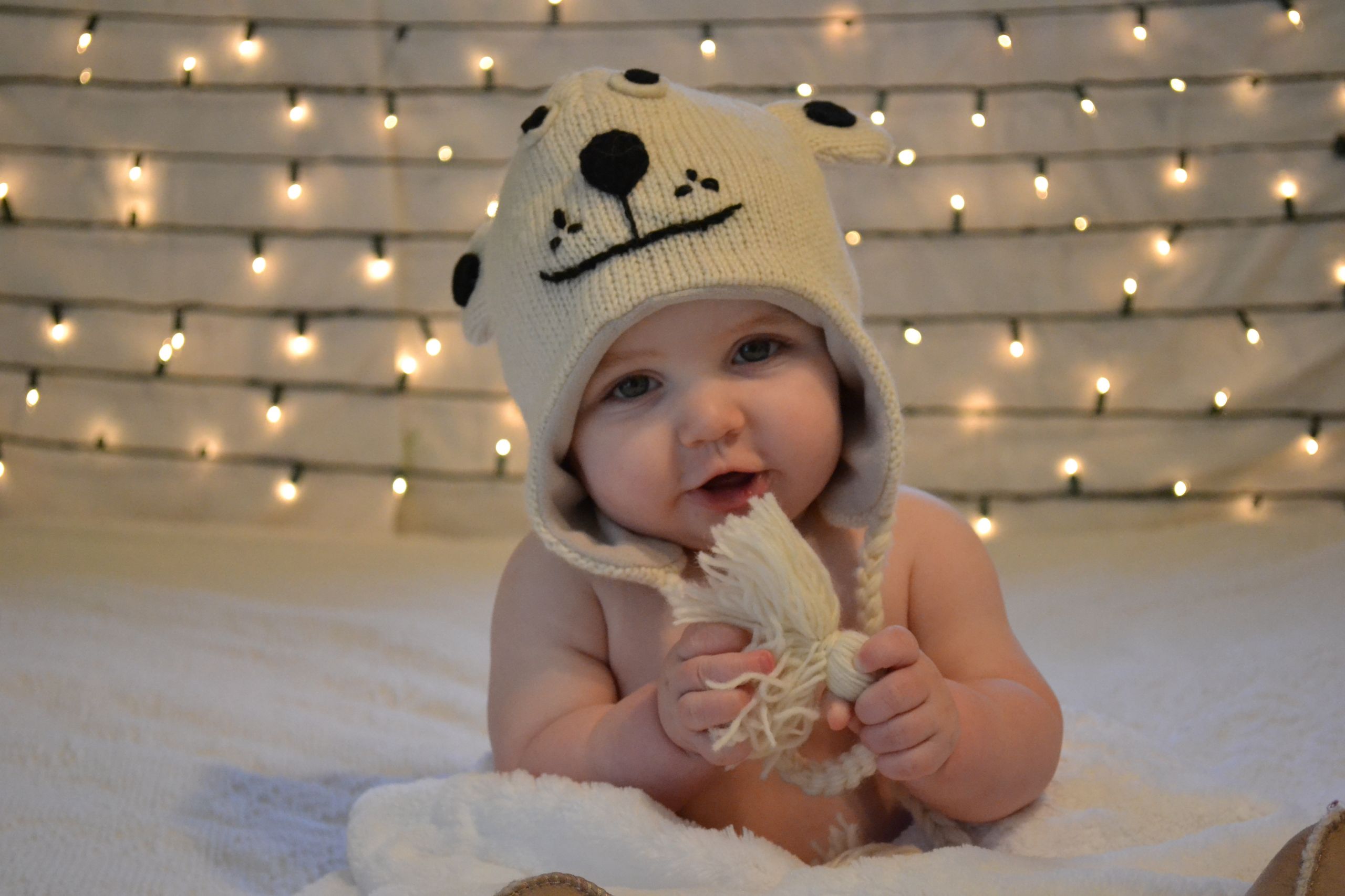 DIY Baby Christmas Photos
 Making the Holidays Merry and Bright – DIY Baby’s First