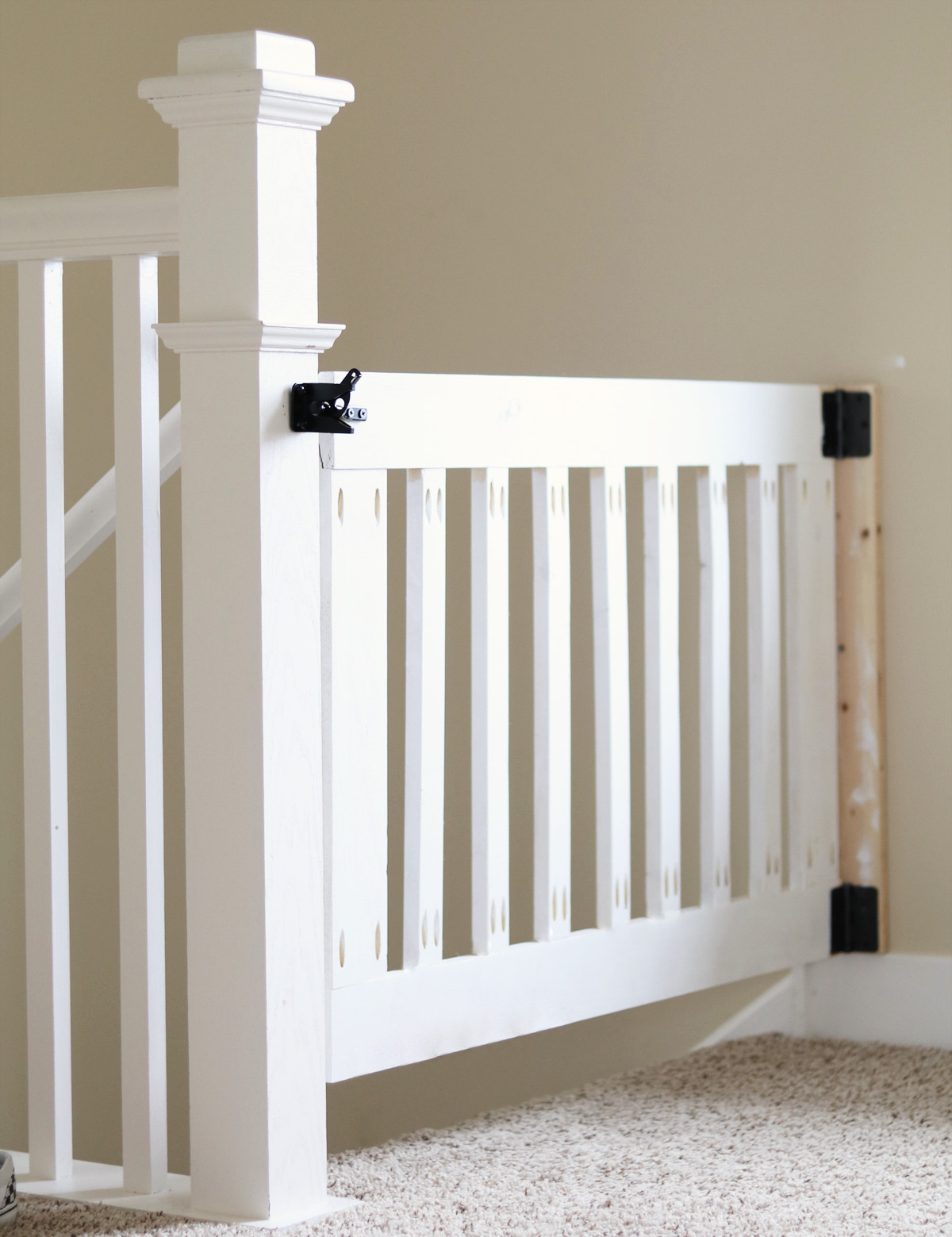 DIY Baby Gate For Stairs
 Custom Wooden DIY Baby Gate for Stairs and Hallways