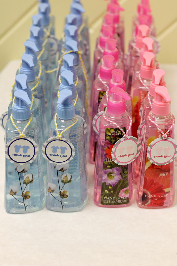 Diy Baby Shower Favors For Girl
 How to Throw a Baby Shower on a Bud