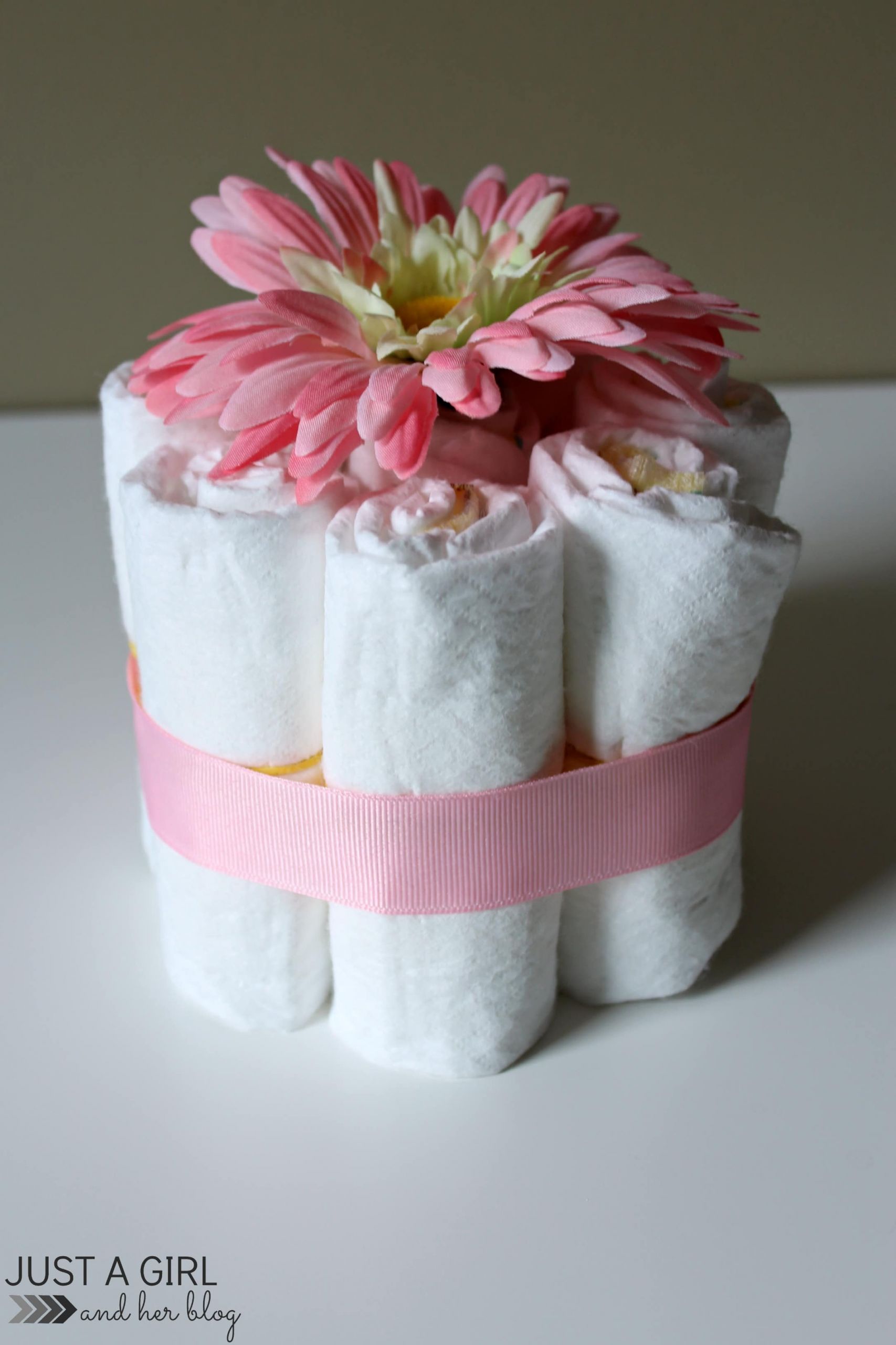 DIY Baby Shower Ideas For Girls
 Sweet and Simple Baby Shower Centerpieces