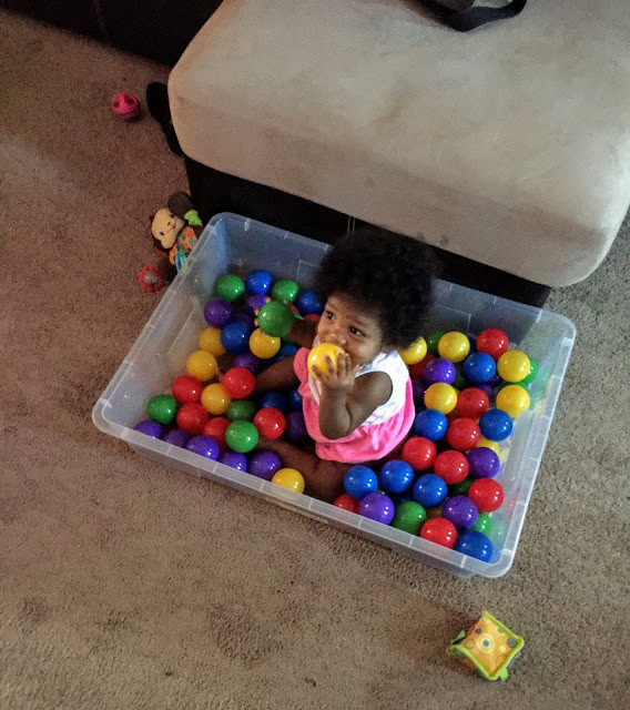 DIY Ball Pit For Toddlers
 Easy DIY Baby Ballpit