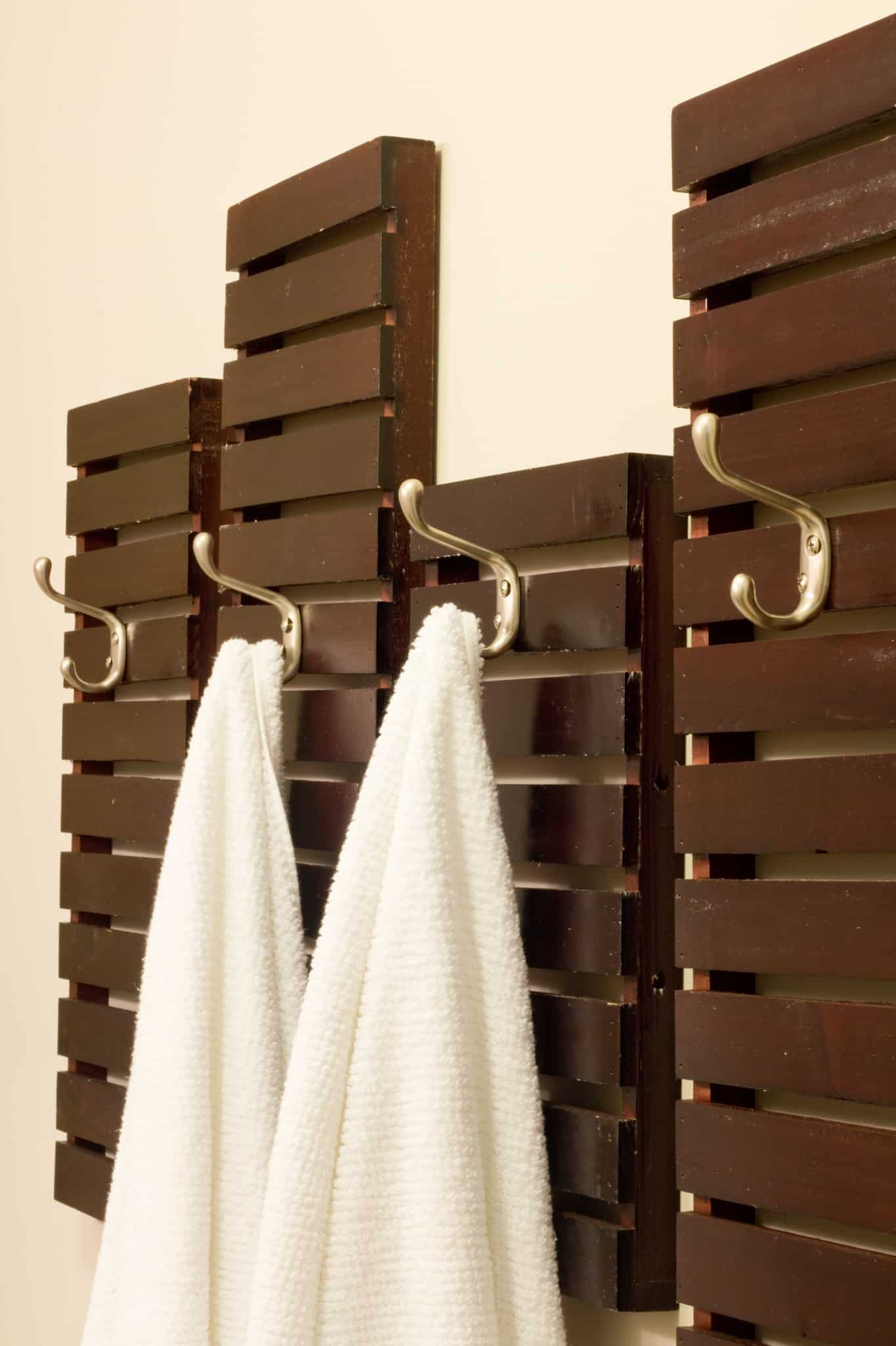 DIY Bathroom Towel Racks
 DIY Towel Rack Made From Shelves Thrift Store Upcycle