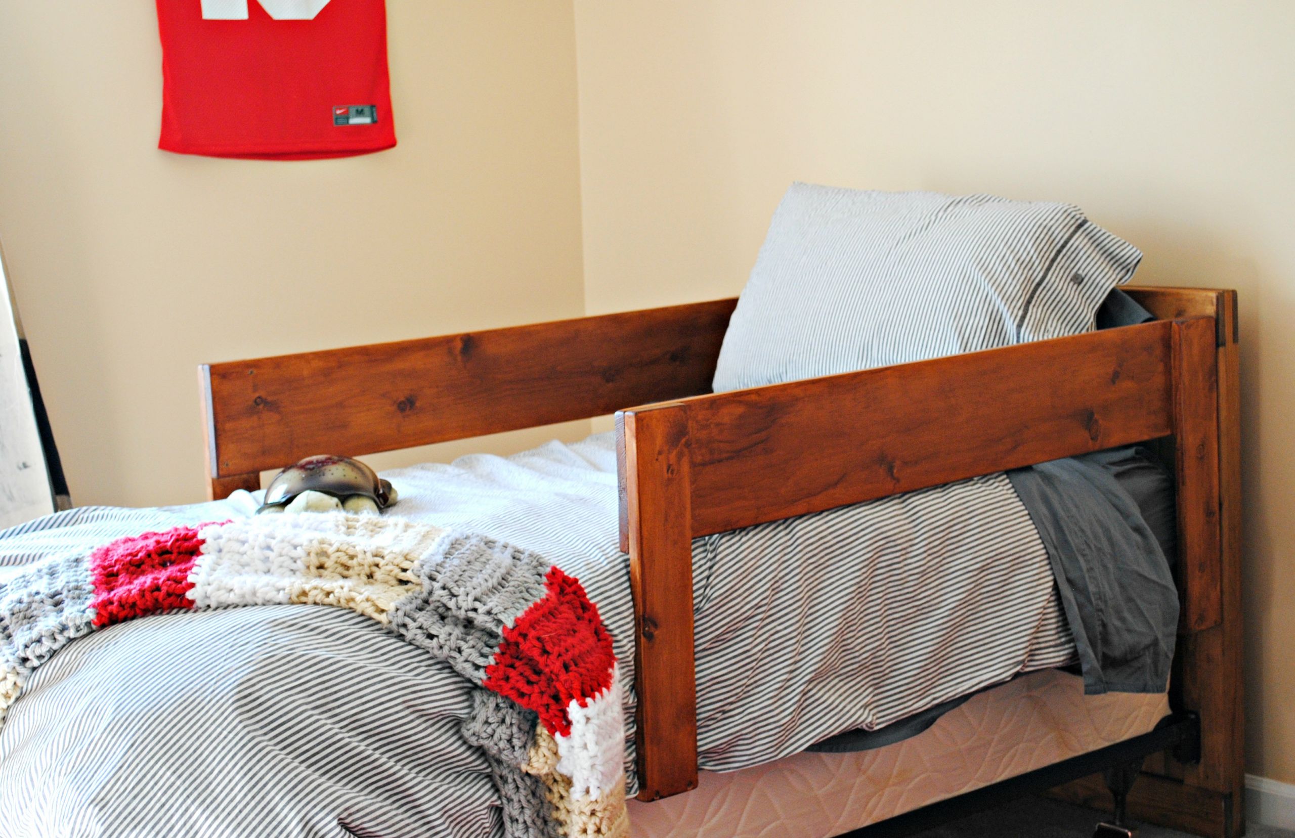 DIY Bed Rail For Toddler
 DIY Toddler Bed Rails Place in Progress
