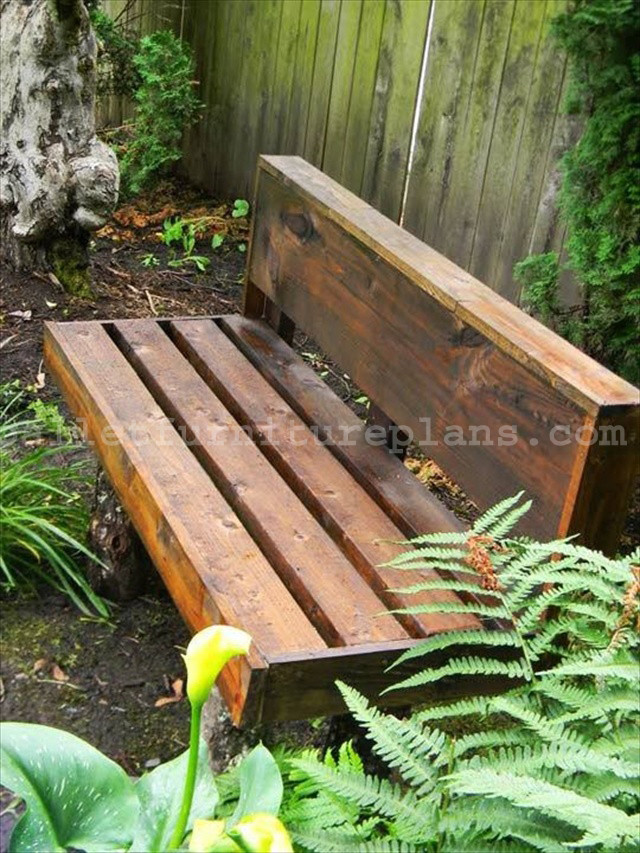 DIY Bench Outdoor
 15 DIY Outdoor Pallet Bench