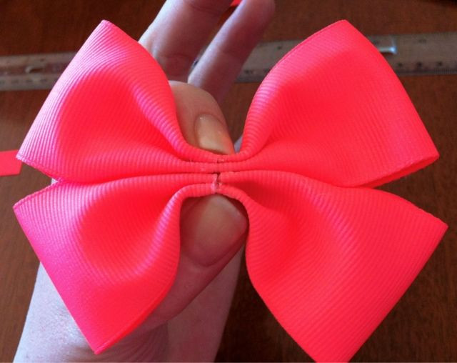 DIY Big Hair Bow
 DIY Hair Bow Eight By Five hairbow