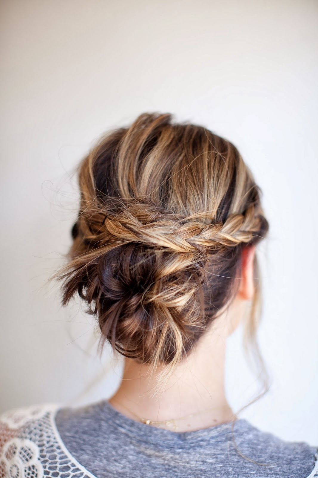 DIY Bridal Hair
 TESSA RAYANNE THREE DIY Bridal Hair Tutorials