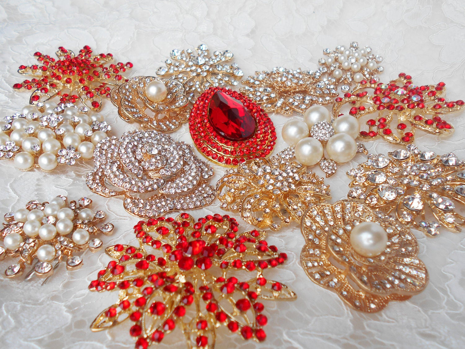 DIY Brooch Bouquet Kit
 DIY Brooch Bouquet Kit 15 Brooches Broach Gold Red by