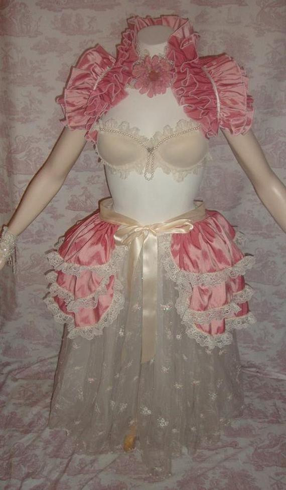 DIY Burlesque Costume
 Items similar to VINTAGE BOUDOIR Taffeta BURLESQUE Bustle