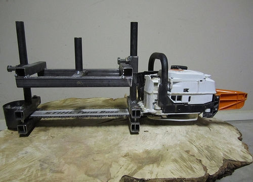 DIY Chainsaw Mill Plans
 DIY Chainsaw Mill Thehomesteadingboards