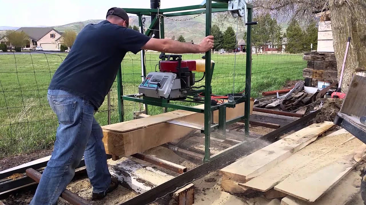DIY Chainsaw Mill Plans
 homemade chainsaw mill