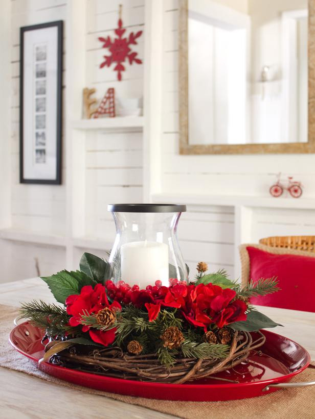 DIY Christmas Centerpieces
 19 Simple and Elegant DIY Christmas Centerpieces Style