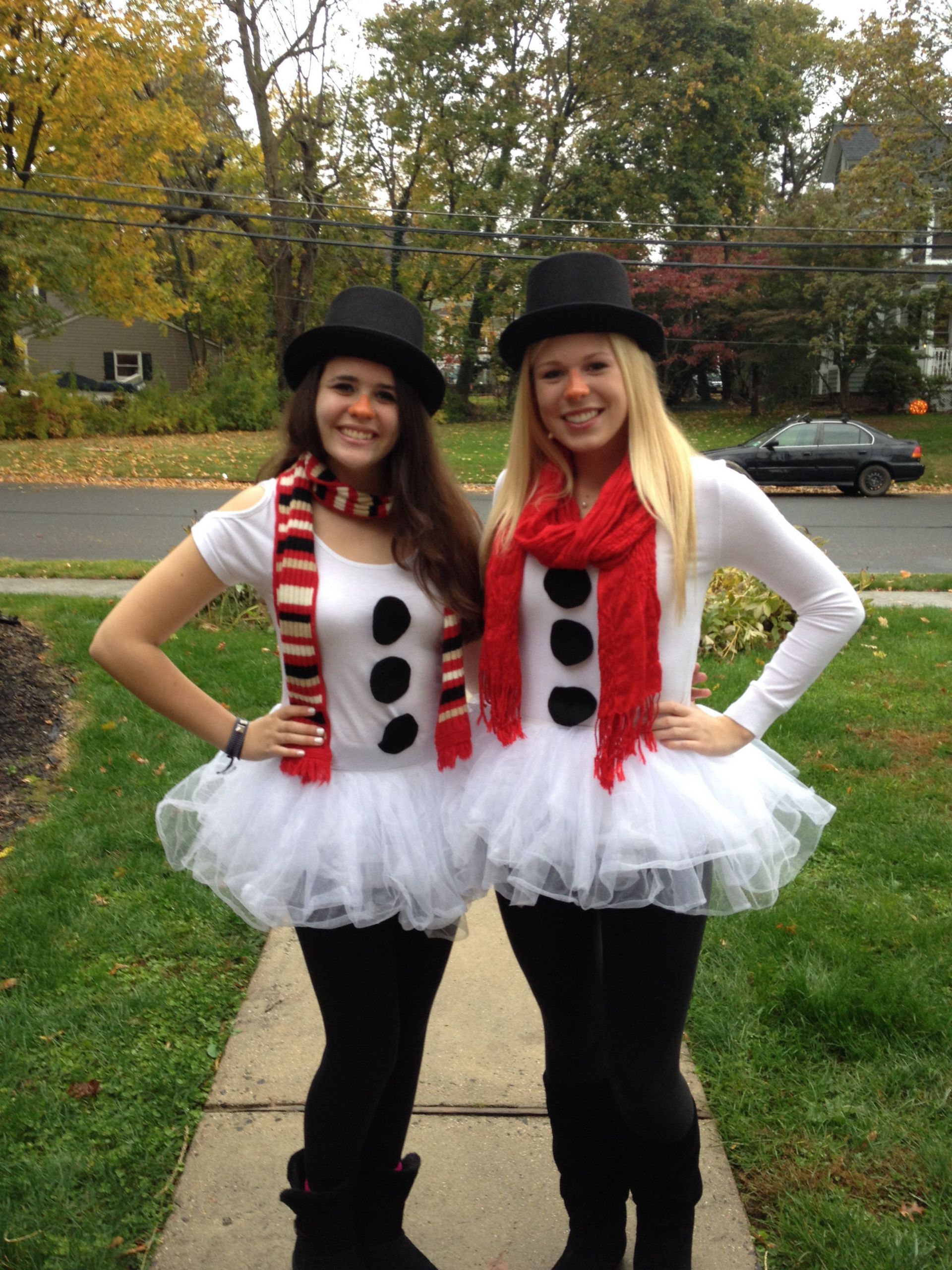 DIY Christmas Costumes
 snowman Halloween costume