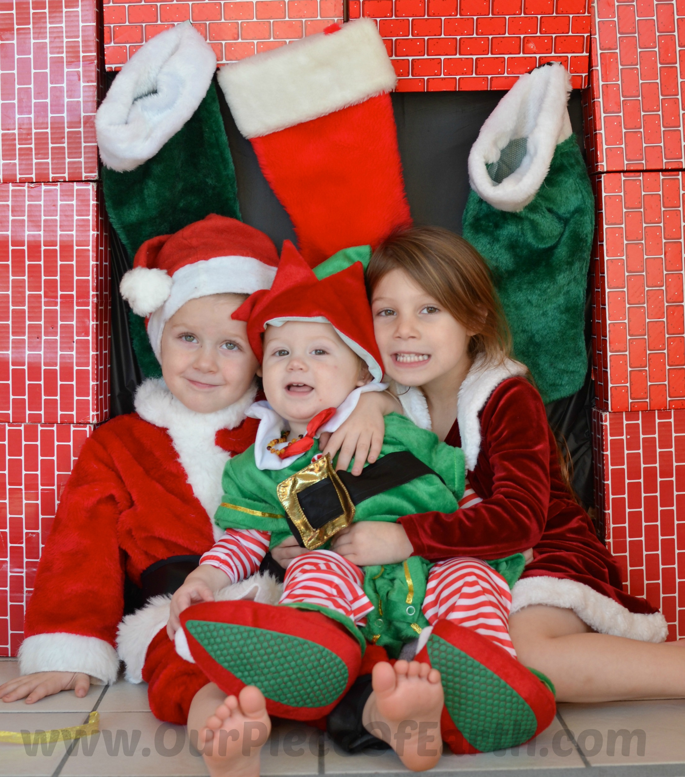 DIY Christmas Photography
 DIY Christmas Shoot Featuring a Santa Suit Elf